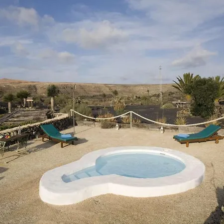El Pinar Sleeps 4 Pool Wifi T691416 Guinate